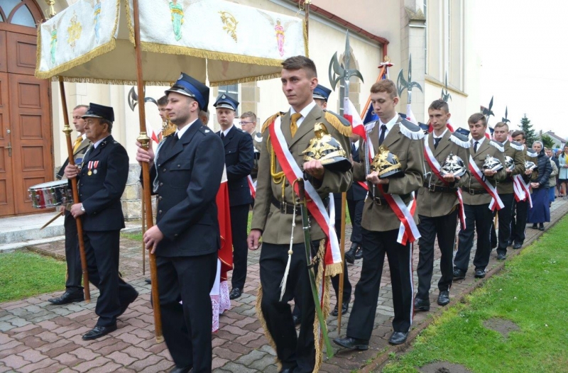 2019_04_29_wola_100_par_65